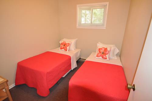 Imagen de la habitación del Hotel Oasis By The Bay Vacation Resort. Foto 3