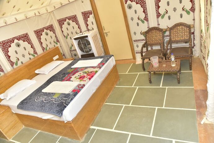 Imagen general del Hotel Oasis Camp Sam. Foto 12