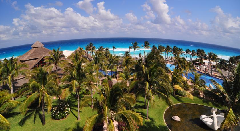 Imagen de los exteriores del Hotel Oasis Cancún Lite. Foto 6