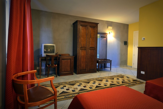 Imagen de la habitación del Hotel Oasis, Cherasco. Foto 6