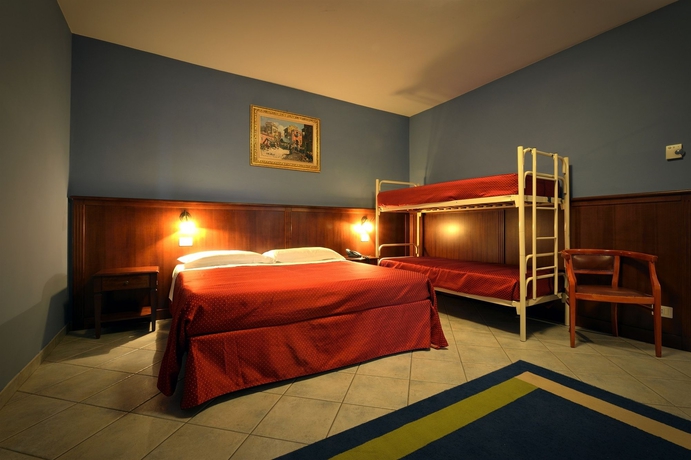 Imagen de la habitación del Hotel Oasis, Cherasco. Foto 8