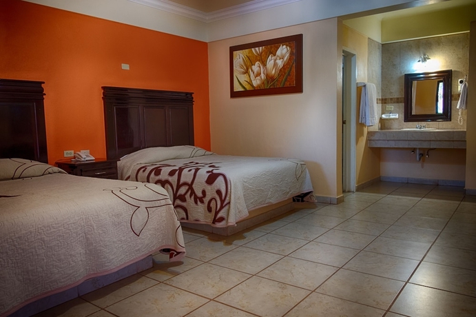 Imagen de la habitación del Hotel Oasis, Ciudad Constituci&oacute;n. Foto 16