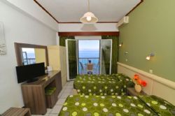 Imagen general del Hotel Oasis Corfu. Foto 5