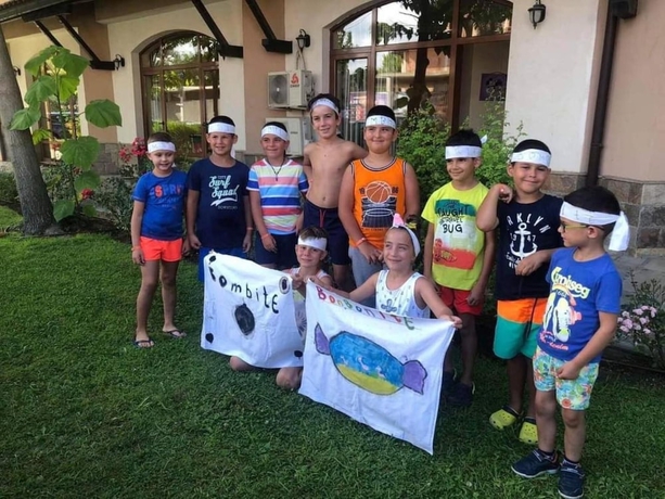 Imagen de los interiores del Hotel Oasis Del Mare. Foto 16