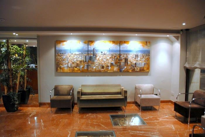 Imagen general del Hotel Oasis, EL BORN. Foto 5