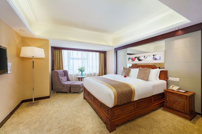 Imagen de la habitación del Hotel Oasis Grand Hotel. Foto 14