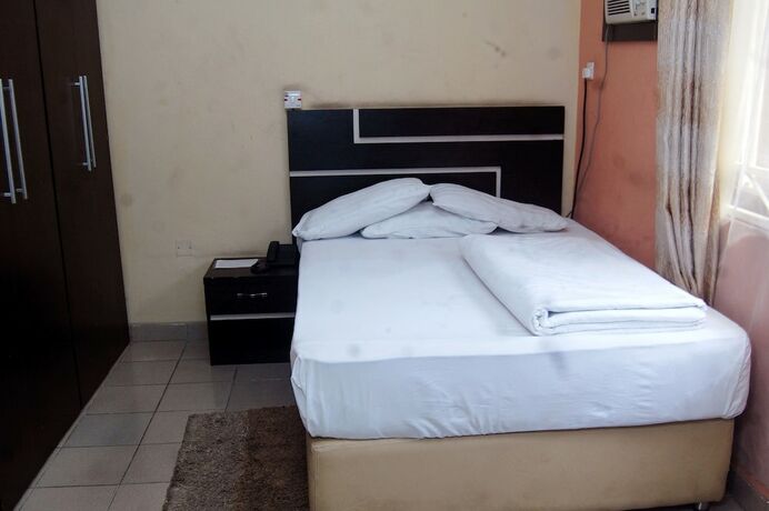 Imagen de la habitación del Hotel Oasis Green Garden. Foto 13