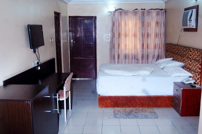 Imagen de la habitación del Hotel Oasis Green Garden. Foto 16