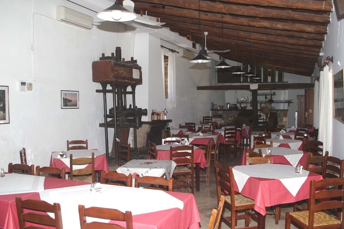 Imagen del bar/restaurante del Hotel Oasis Guesthouse. Foto 3