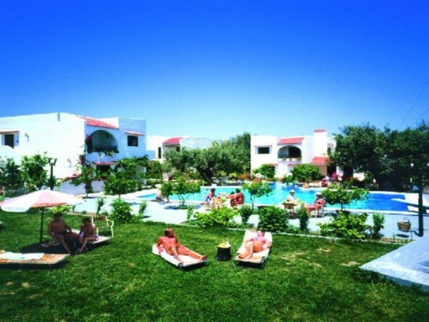 Imagen general del Hotel Oasis Hotel, Rodas. Foto 1