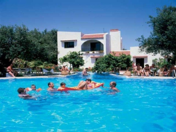 Imagen general del Hotel Oasis Hotel, Rodas. Foto 4