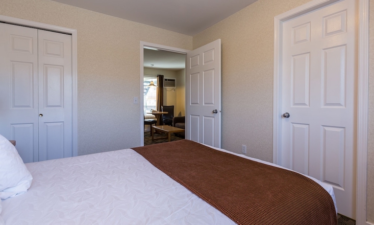 Imagen de la habitación del Hotel Oasis Inn, Kelowna. Foto 6