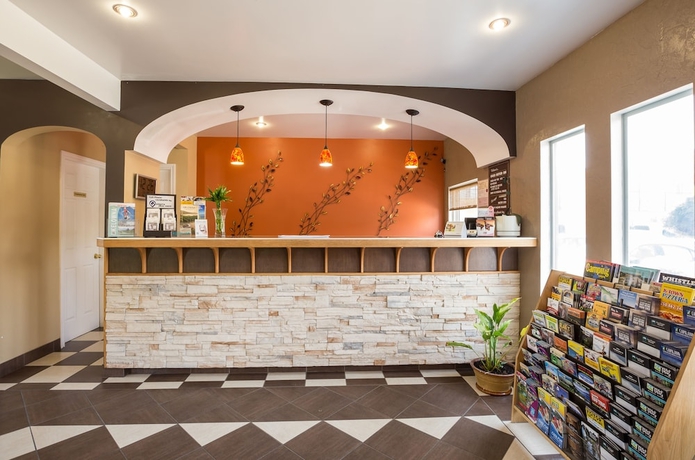 Imagen de los interiores del Hotel Oasis Inn, Kelowna. Foto 19