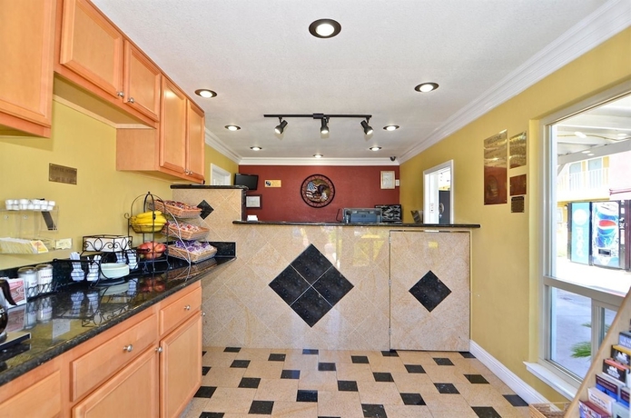 Imagen de los interiores del Hotel Oasis Inn Sacramento - Elk Grove. Foto 15