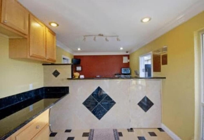 Imagen de los interiores del Hotel Oasis Inn Sacramento - Elk Grove. Foto 16