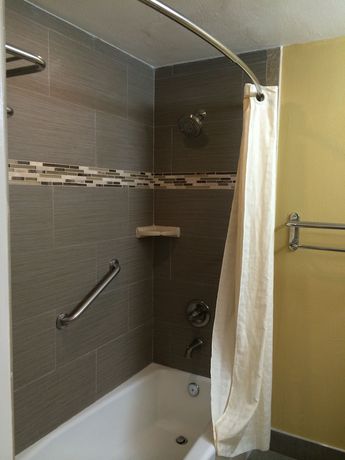 Imagen de la habitación del Hotel Oasis Inn and Suites. Foto 7