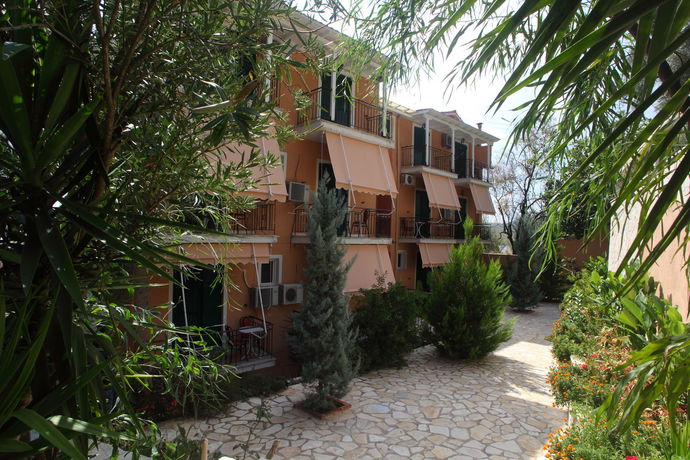 Imagen general del Hotel Oasis, Léucade. Foto 4