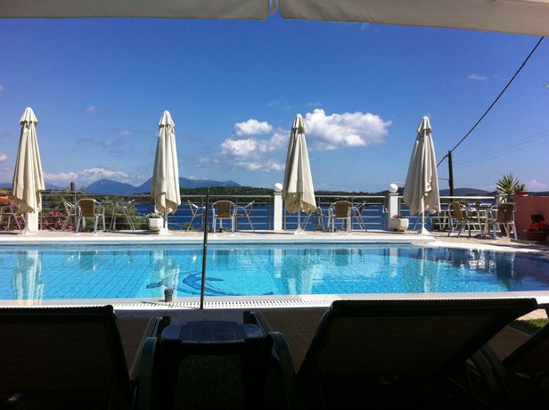 Imagen de los interiores del Hotel Oasis, Léucade. Foto 11