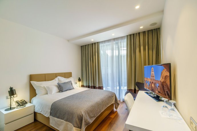 Imagen de la habitación del Hotel Oasis Life. Foto 14