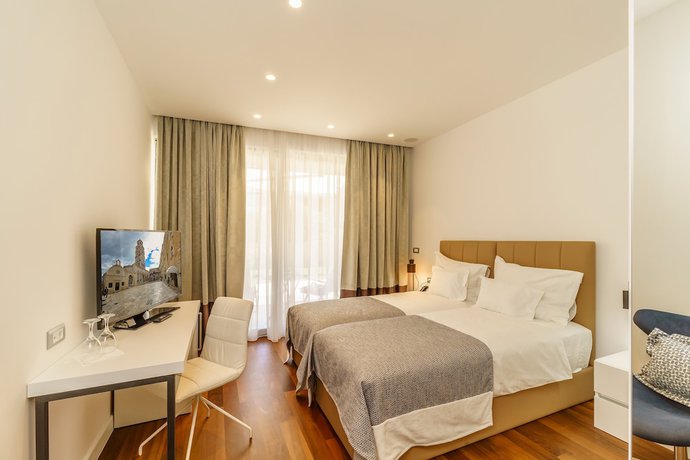 Imagen de la habitación del Hotel Oasis Life. Foto 15