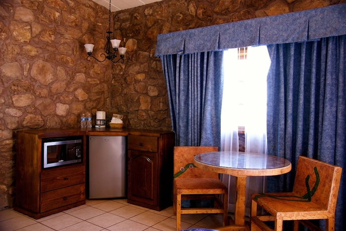 Imagen de la habitación del Hotel Oasis, Loreto. Foto 9