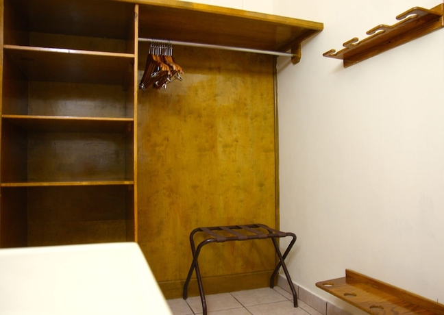 Imagen de la habitación del Hotel Oasis, Loreto. Foto 12