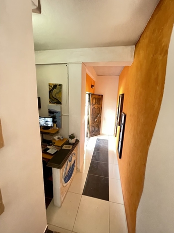 Imagen de los interiores del Hotel Oasis, Orikum. Foto 16