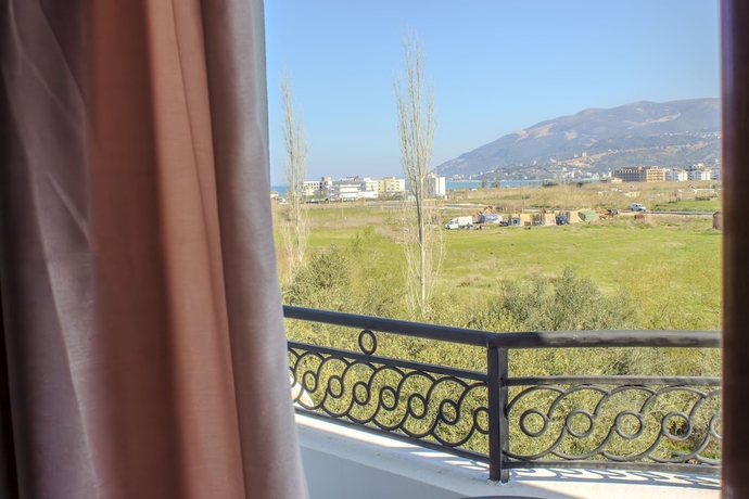 Imagen de la habitación del Hotel Oasis, Orikum. Foto 6