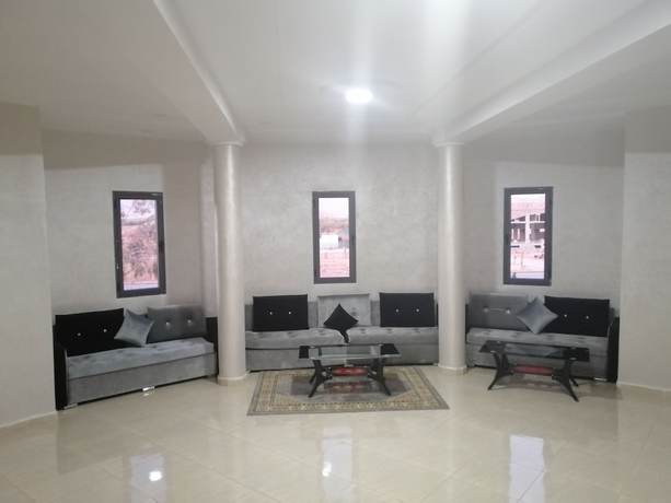 Imagen de los interiores del Hotel Oasis Palace. Foto 18