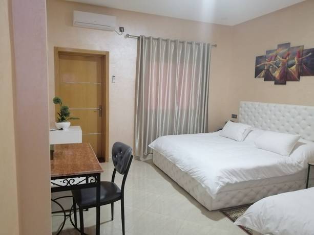 Imagen de la habitación del Hotel Oasis Palace. Foto 12