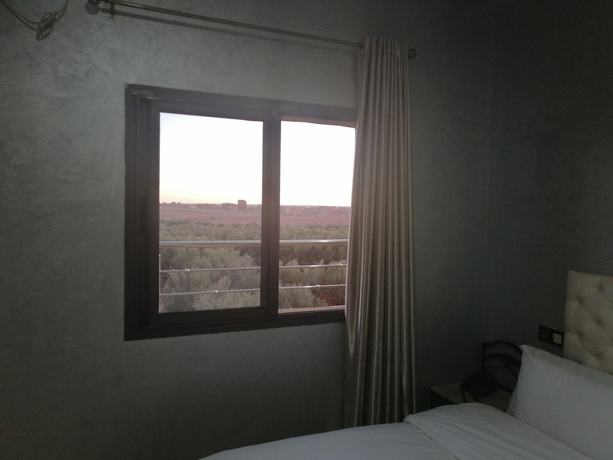 Imagen de la habitación del Hotel Oasis Palace. Foto 13