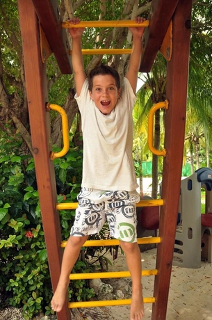 Imagen general del Hotel Oasis Palm All Inclusive. Foto 3