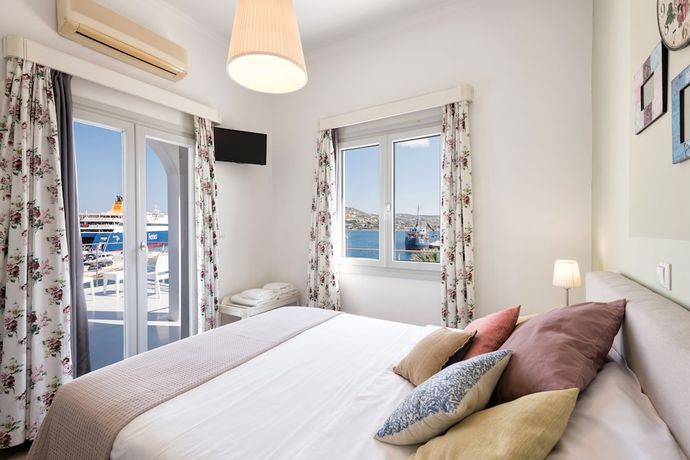 Imagen de la habitación del Hotel Oasis, Paros Ciudad. Foto 4