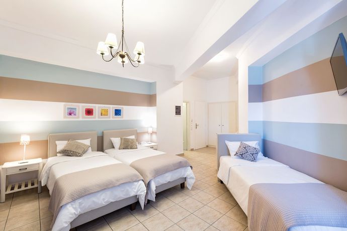 Imagen de la habitación del Hotel Oasis, Paros Ciudad. Foto 11