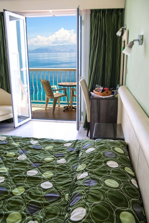 Imagen de la habitación del Hotel Oasis, Pikoulatika. Foto 7