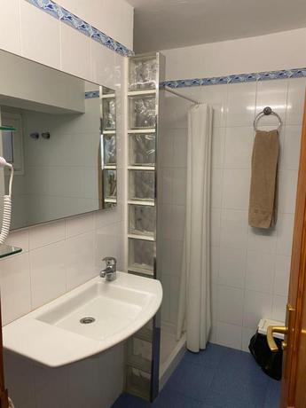 Imagen de la habitación del Hotel Oasis Playa Maspalomas. Foto 6