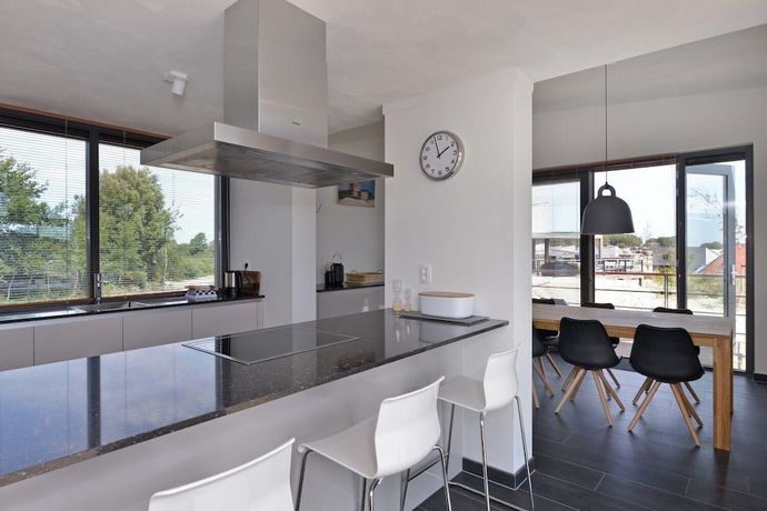 Imagen de la habitación del Hotel Oasis Punt-West and Beach Resort. Foto 18