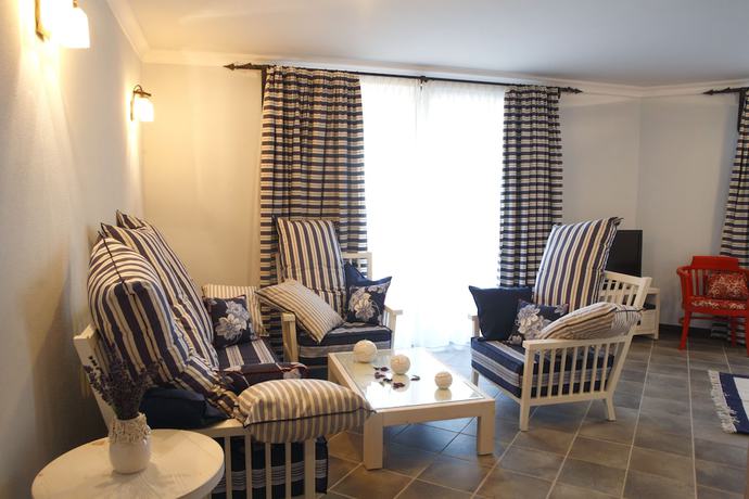 Imagen de la habitación del Hotel Oasis Resort and Spa. Foto 12