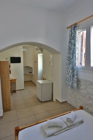 Imagen general del Hotel Oasis Rooms and Studios. Foto 5