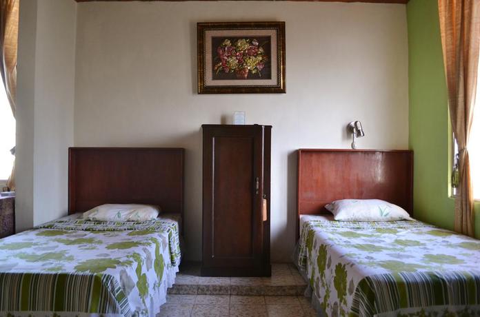 Imagen de la habitación del Hotel Oasis, San Salvador. Foto 5
