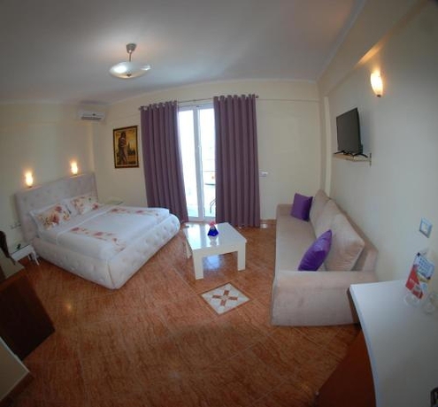 Imagen de la habitación del Hotel Oasis, Sarande. Foto 6