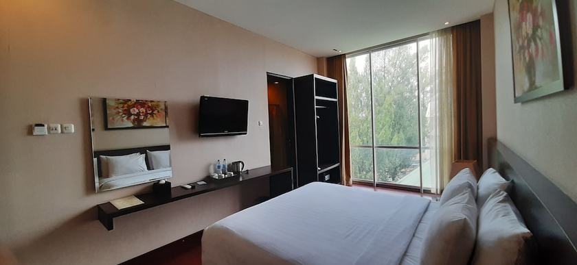 Imagen de la habitación del Hotel Oasis Siliwangi Sport. Foto 4