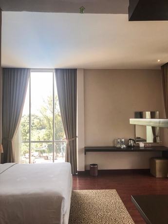 Imagen de la habitación del Hotel Oasis Siliwangi Sport. Foto 12