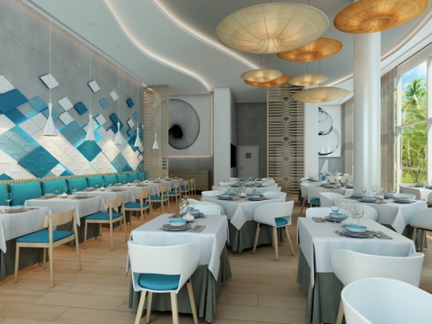 Imagen del bar/restaurante del Hotel Oasis Varadero. Foto 3