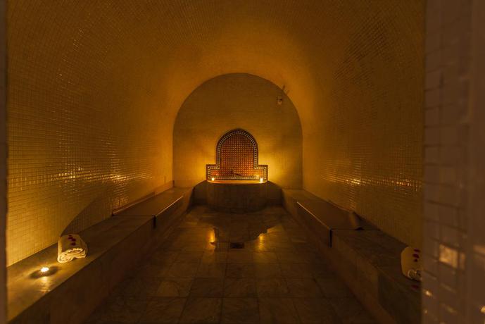 Imagen general del Hotel Oasis & Spa. Foto 12