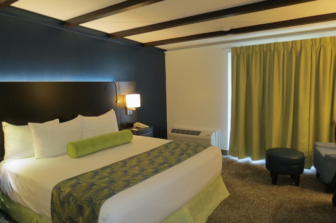 Imagen de la habitación del Hotel Oasis and Conv Center, Ascend Collection. Foto 11