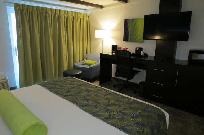 Imagen de la habitación del Hotel Oasis and Conv Center, Ascend Collection. Foto 12