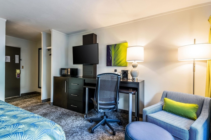 Imagen de la habitación del Hotel Oasis and Conv Center, Ascend Collection. Foto 15