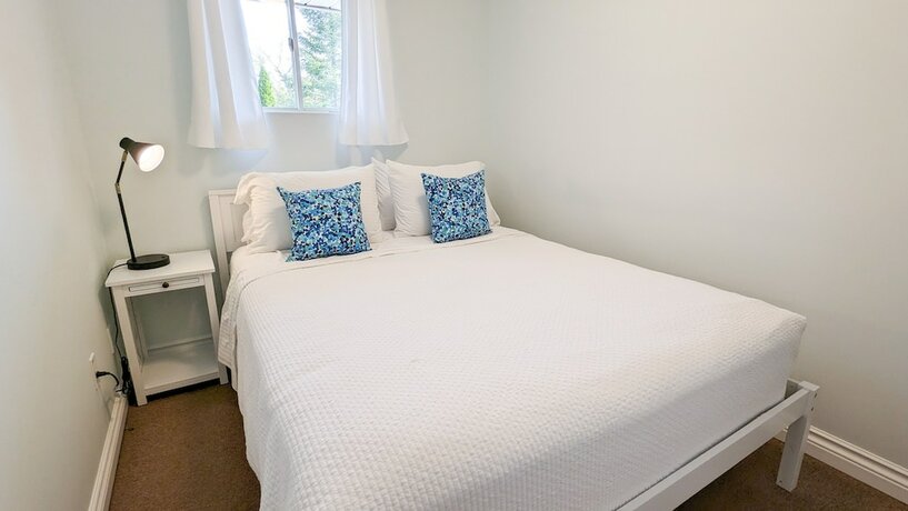 Imagen de la habitación del Hotel Oasis by the Bay Vacation Suites. Foto 10