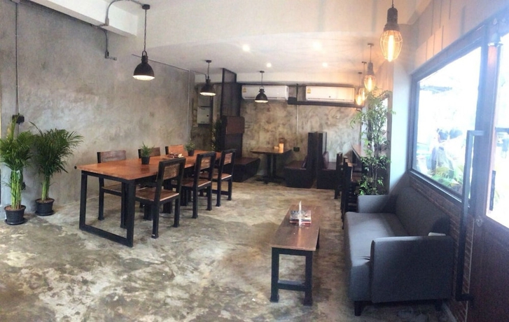 Imagen de los interiores del Hotel OasisCafeandNap - Hostel. Foto 15